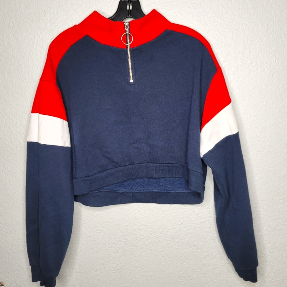 Cropped sweat shirt